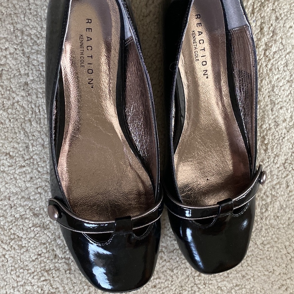 Kenneth Cole Reaction Flats Buckle Ballet Shoes - Picture 12 of 12